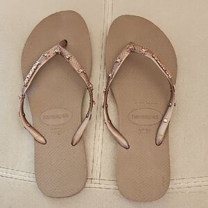 HAVAIANAS Flip Flops, Women's, Size 37/8